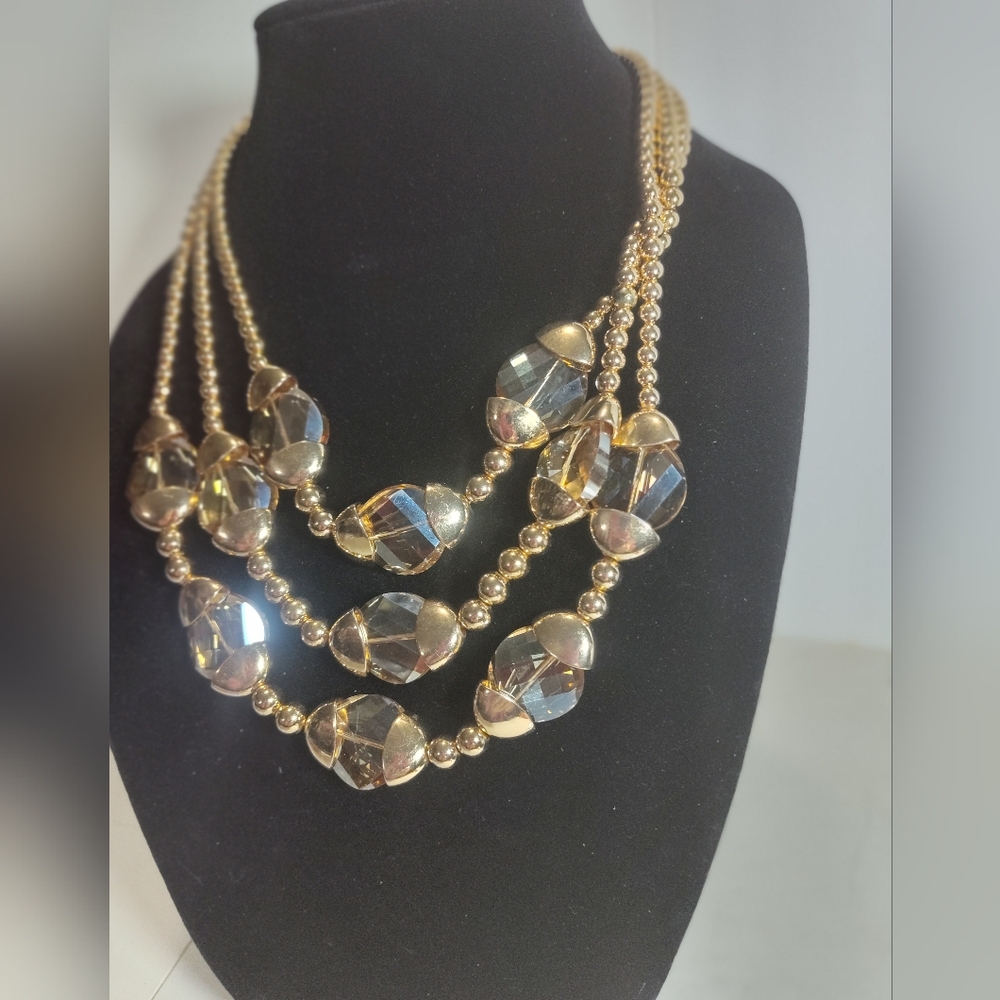 Elegant Gold Beaded Necklace NWOT